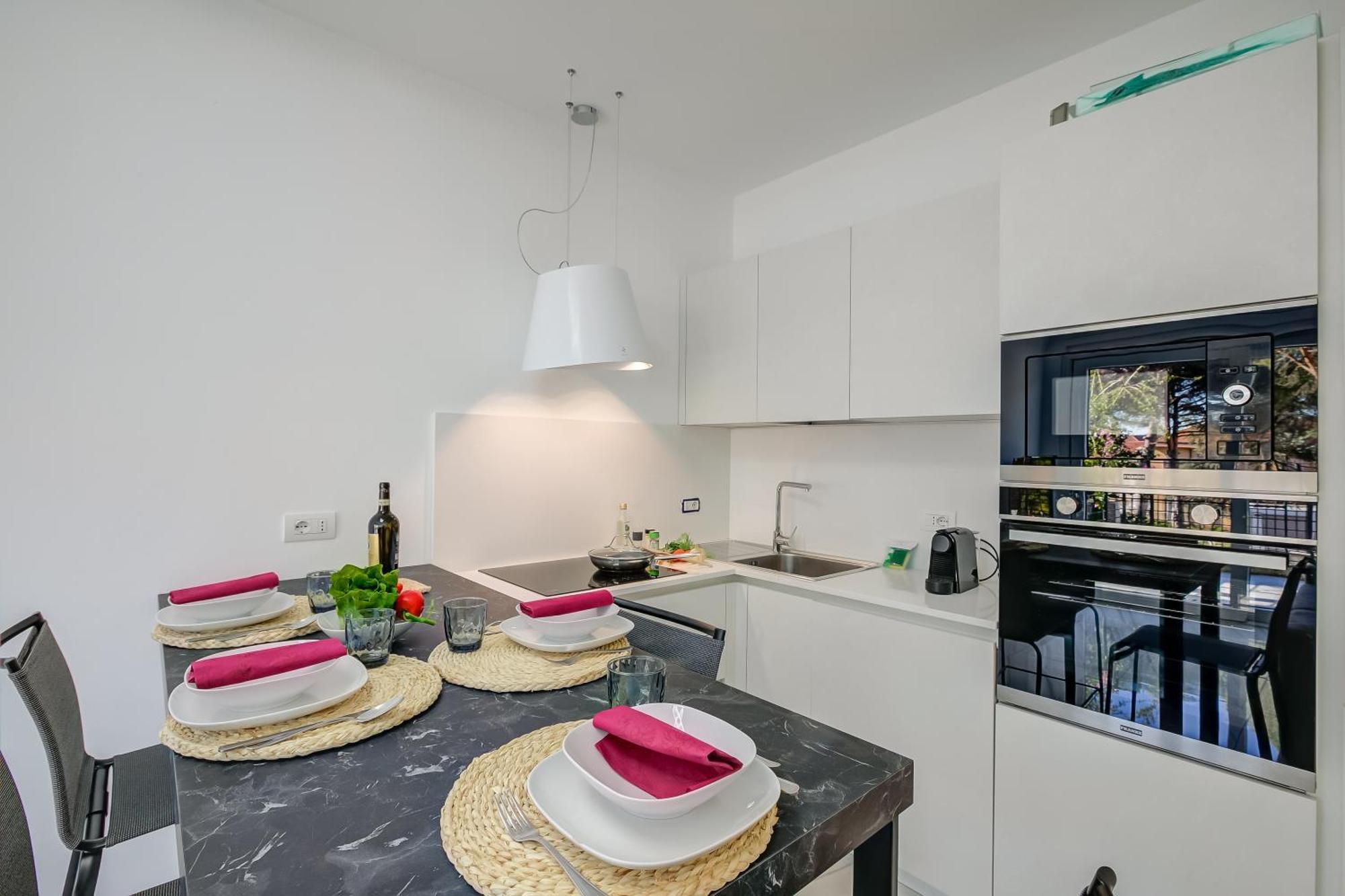 Beachy Vibes- 900M From The Beach - Happy Rentals Andora Exterior photo