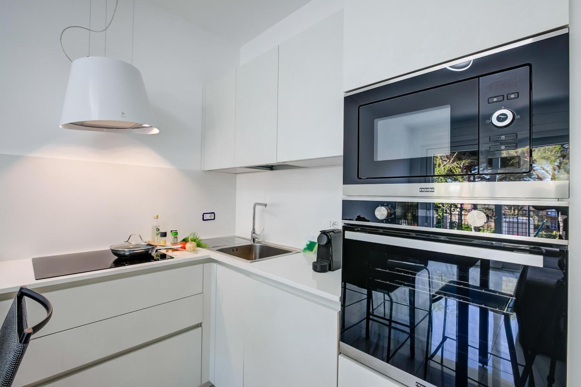 Beachy Vibes- 900M From The Beach - Happy Rentals Andora Exterior photo