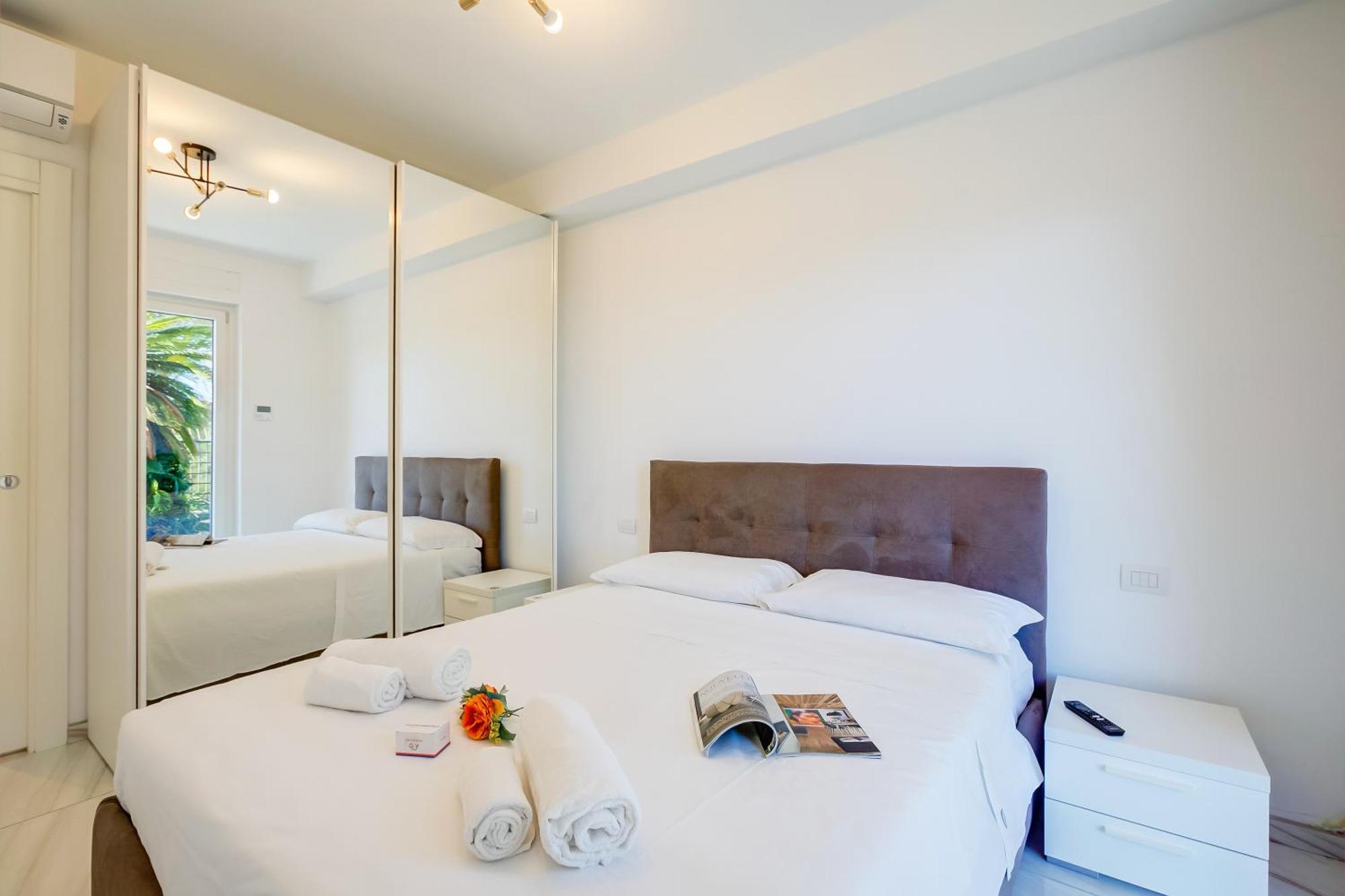 Beachy Vibes- 900M From The Beach - Happy Rentals Andora Exterior photo